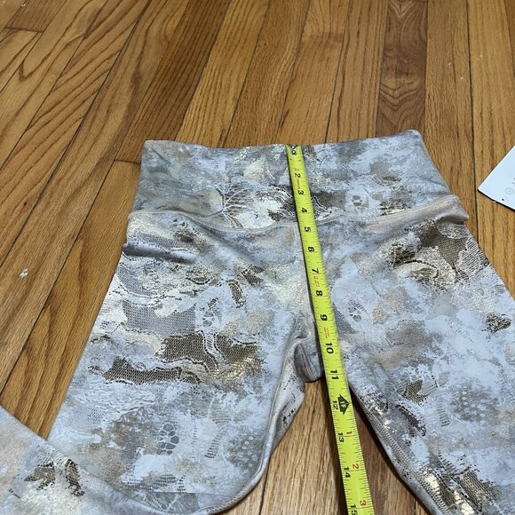 Athleta NWT Elation Gilded‎ Tight Leggings in Gold Size Small SP - Picture 7 of 8